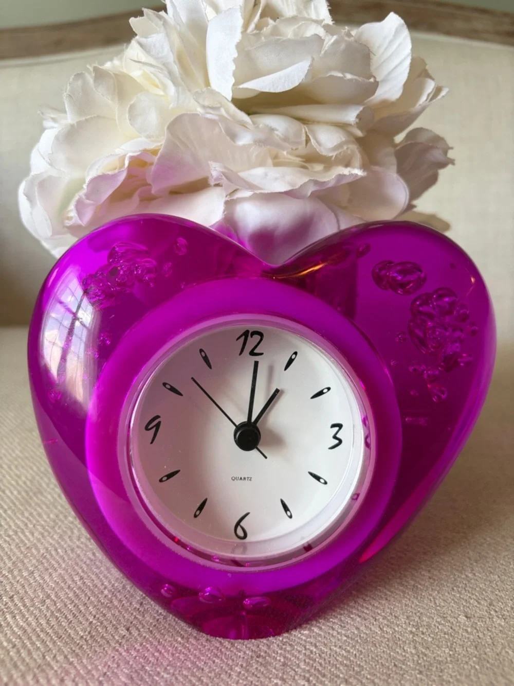 Young Town Vintage Y2K Pink Heart-Shaped Bubble Tabletop Analog Clock
